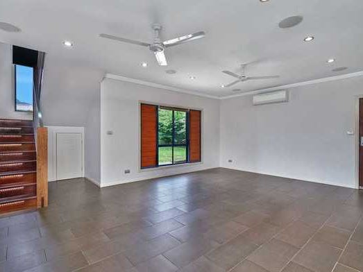 Large family home – great 22