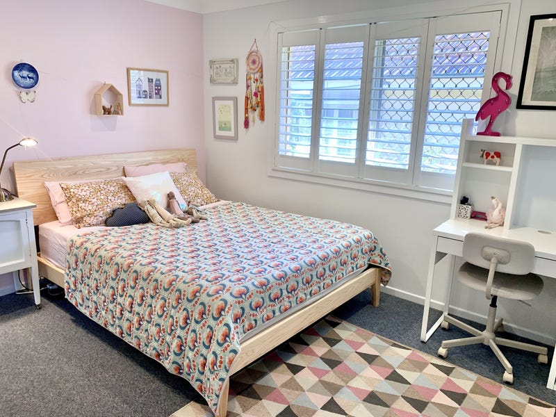 Family Home available Mid June 4
