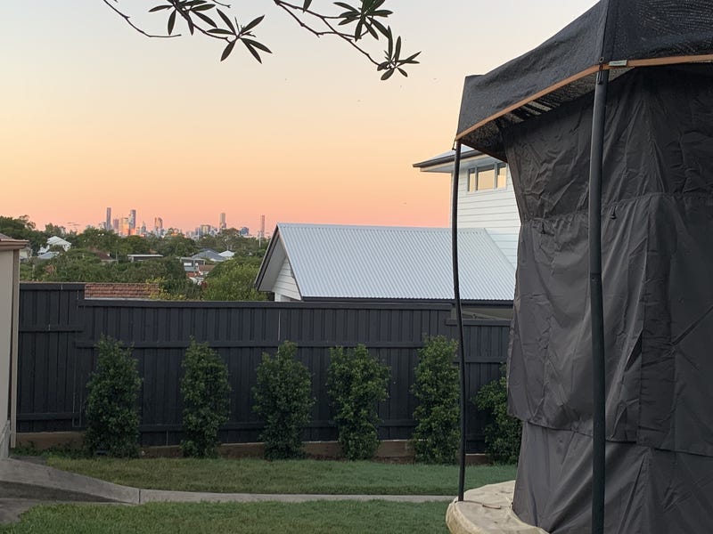 Family Home available Mid June 17