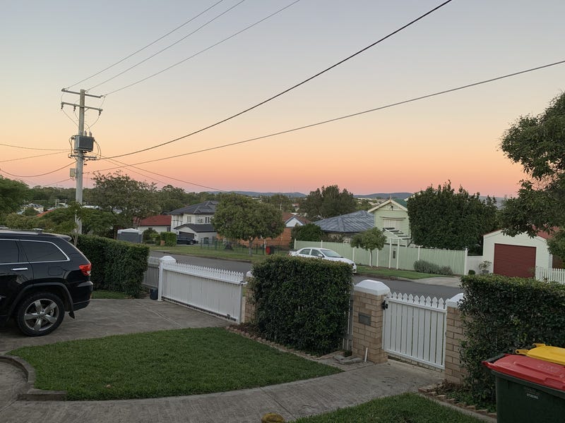 Family Home available Mid June 18