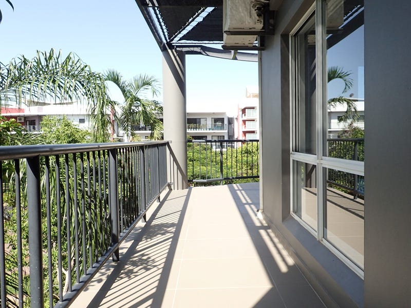 Spacious 3 bedroom 2 bathroom 4