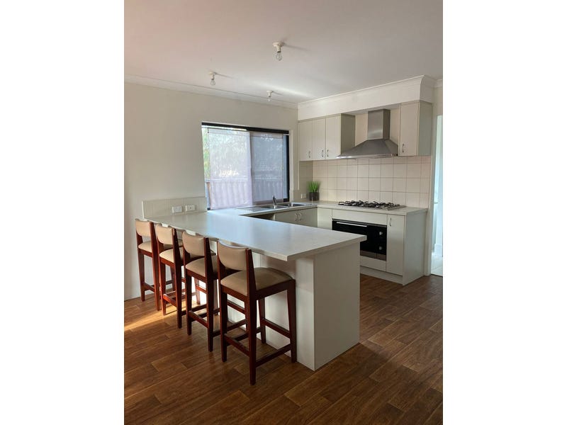 Quiet, comfortable and centrally located! 2