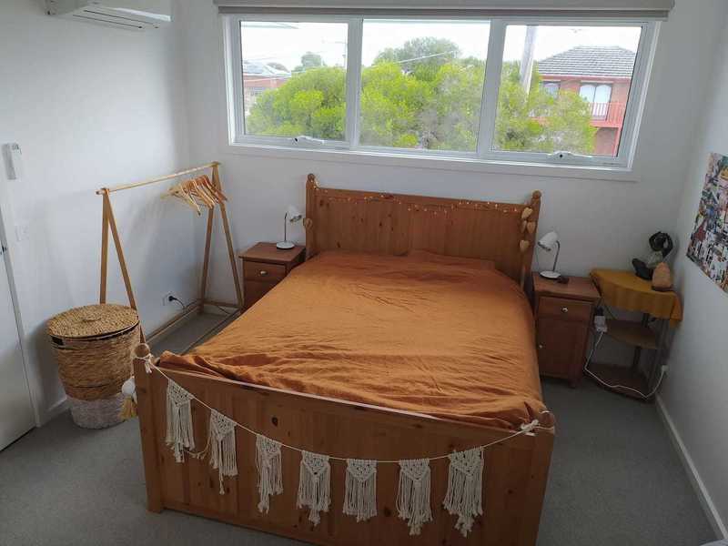 Stunning 4 Bedroom House 14