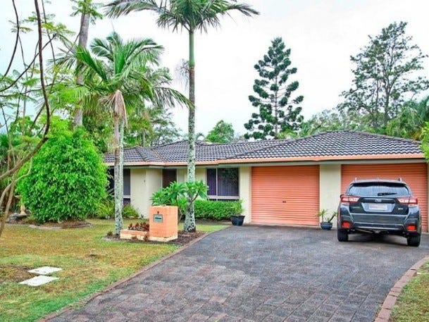 Great home in a fantastic neighbourhood, close to the Nerang River