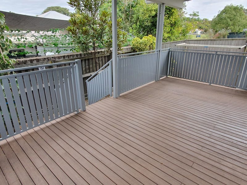 Beautiful 3 bedroom townhouse, close 11