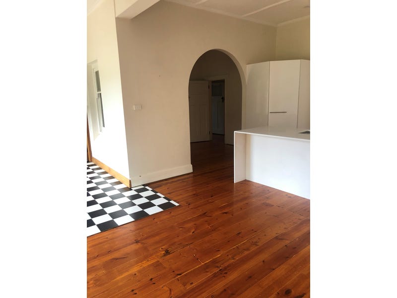 CLARENCE PARK 3 BEDROOM SANDSTONE 8