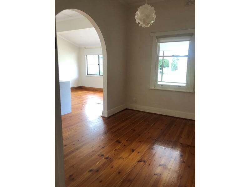 CLARENCE PARK 3 BEDROOM SANDSTONE 9