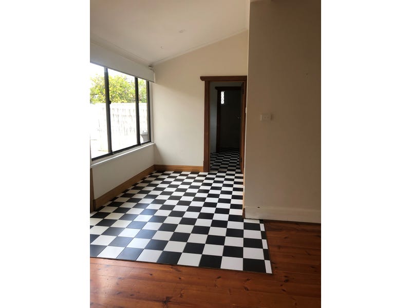 CLARENCE PARK 3 BEDROOM SANDSTONE 11