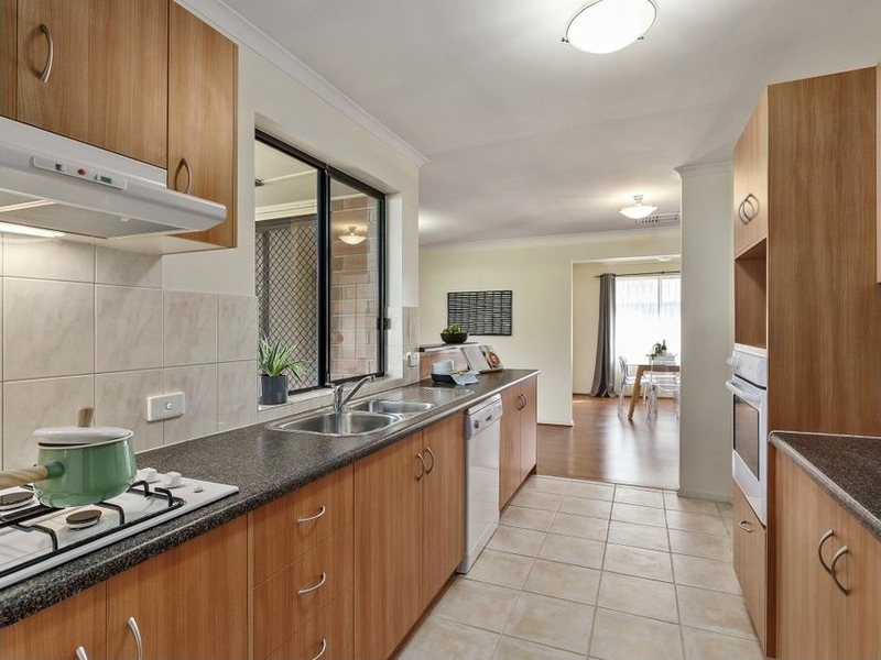 Rented Pending Lease Signing – 3