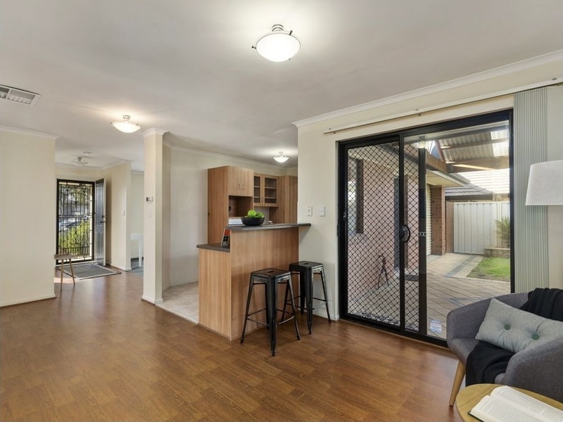 Rented Pending Lease Signing – 5