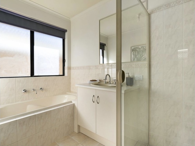 Rented Pending Lease Signing – 13