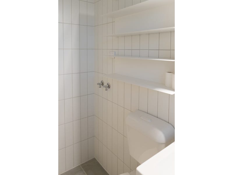 Newly renovated, modern apartment with 30