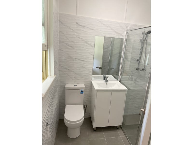 To  RENT / LEASE 6