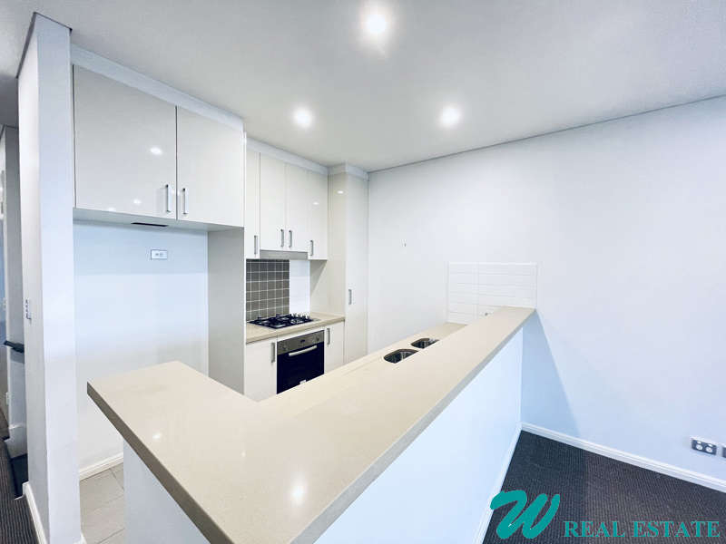 Stylish, Two-Level Garden Living Opposite 8