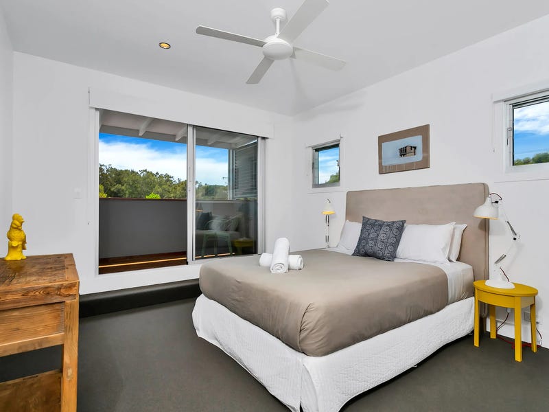 Fully Furnished – available immediately, 11