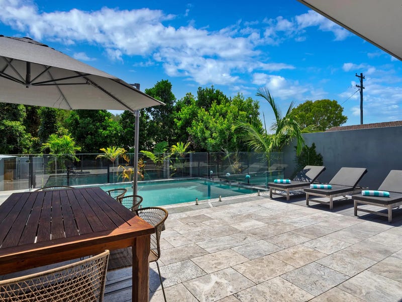 Fully Furnished – available immediately, 16