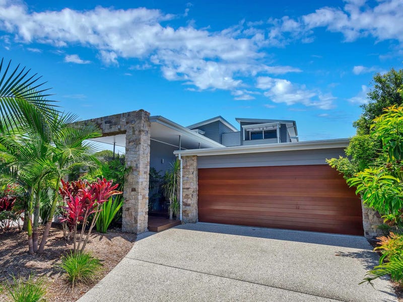 Fully Furnished – available immediately, 25
