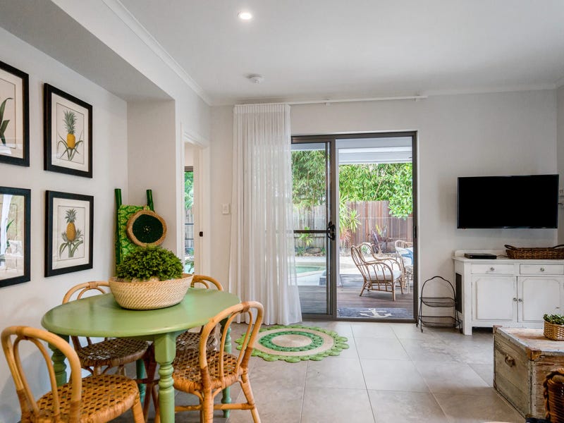 Fully Furnished – Available immediately, 23