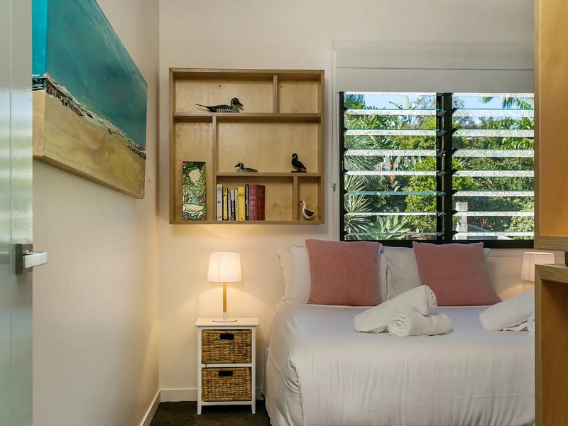 Fully Furnished – Available immediately, 7