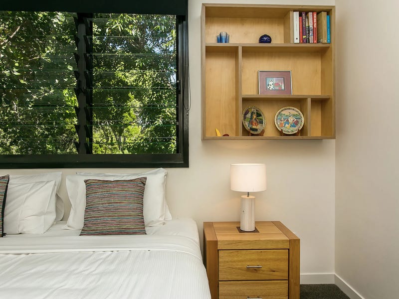 Fully Furnished – Available immediately, 8