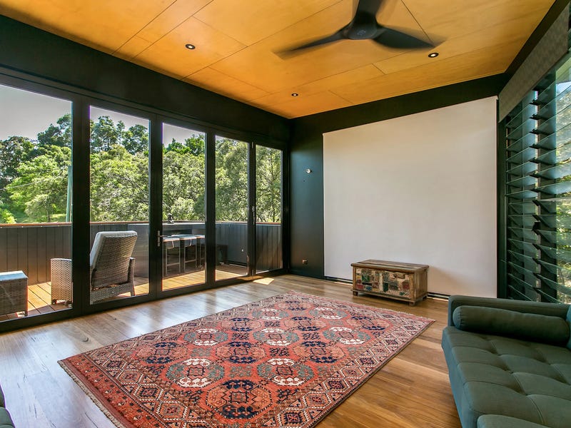 Fully Furnished – Available immediately, 10