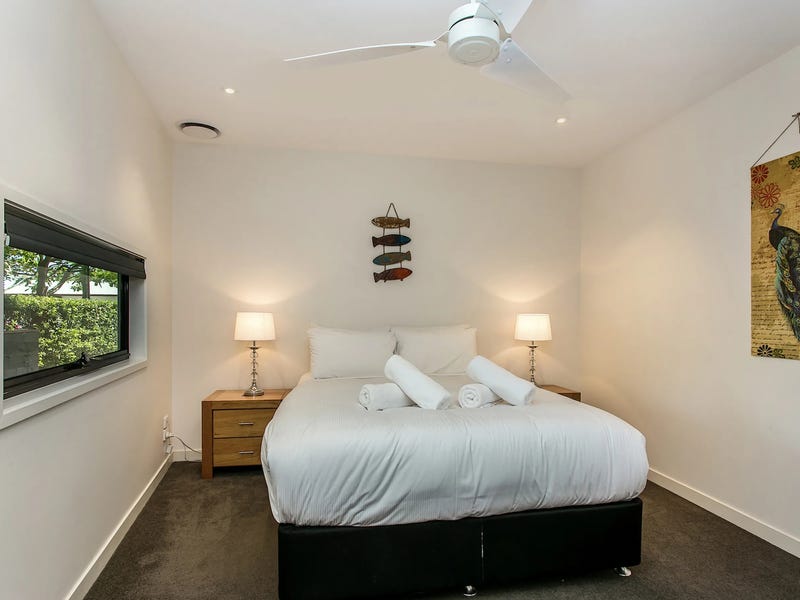 Fully Furnished – Available immediately, 27