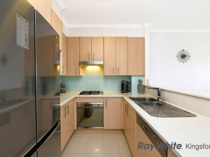 Fully furnished, 2 bedroom, 2 10