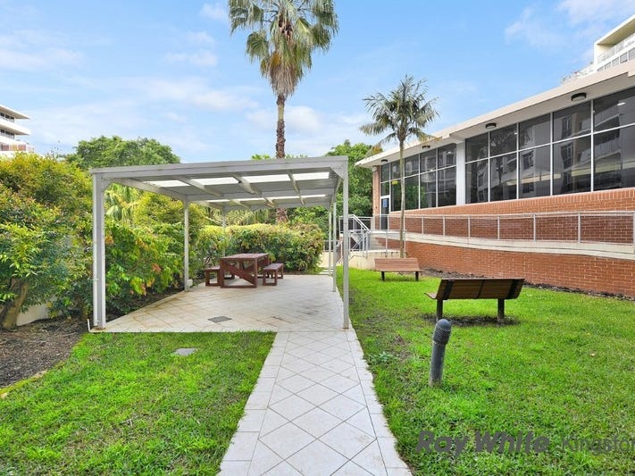 Fully furnished, 2 bedroom, 2 11