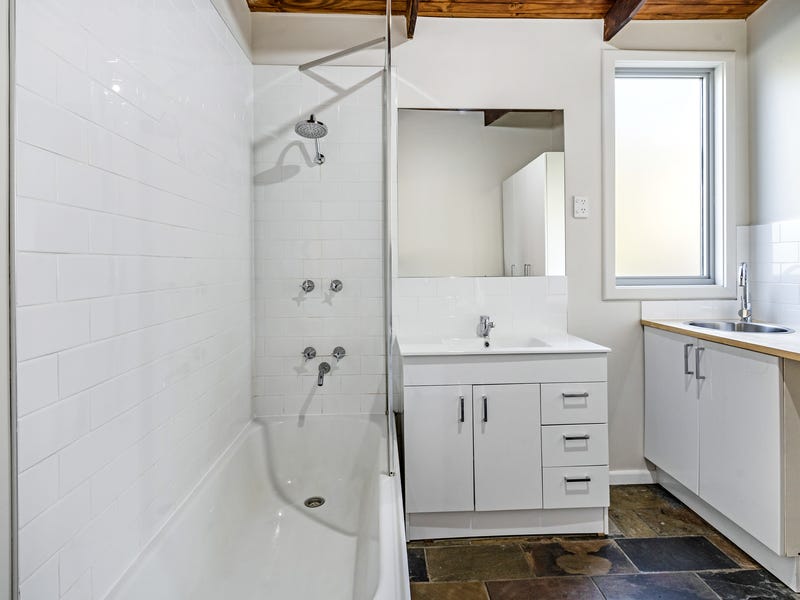 Stylish and spacious inner city 12