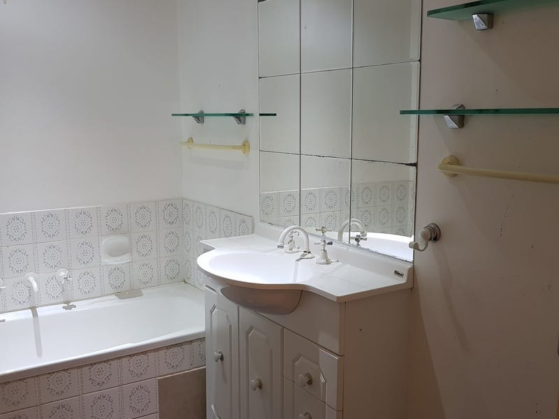 Apartment For Rent 4