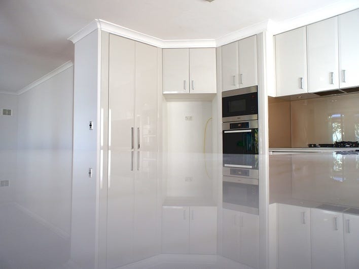 Beautiful House in Fantastic location 7