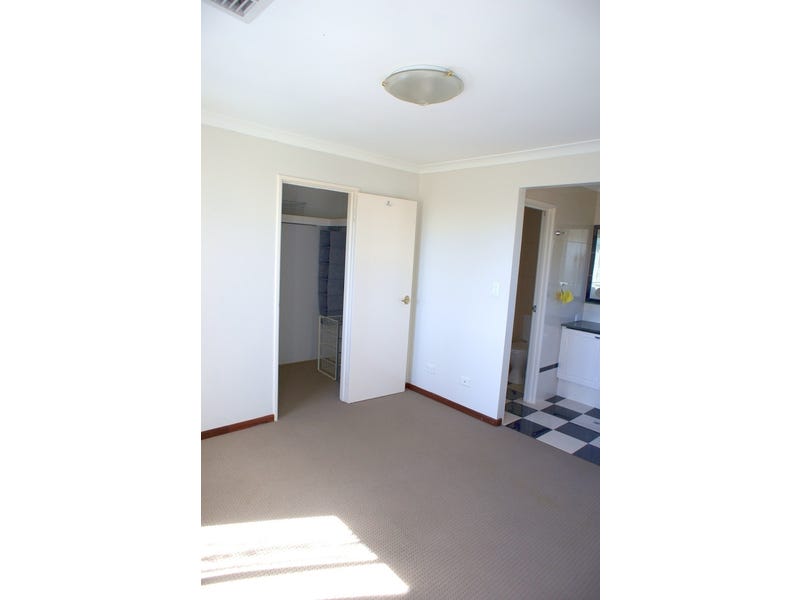 Beautiful House in Fantastic location 15