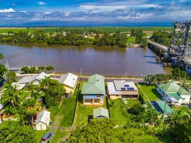Large family home on Richmond 16