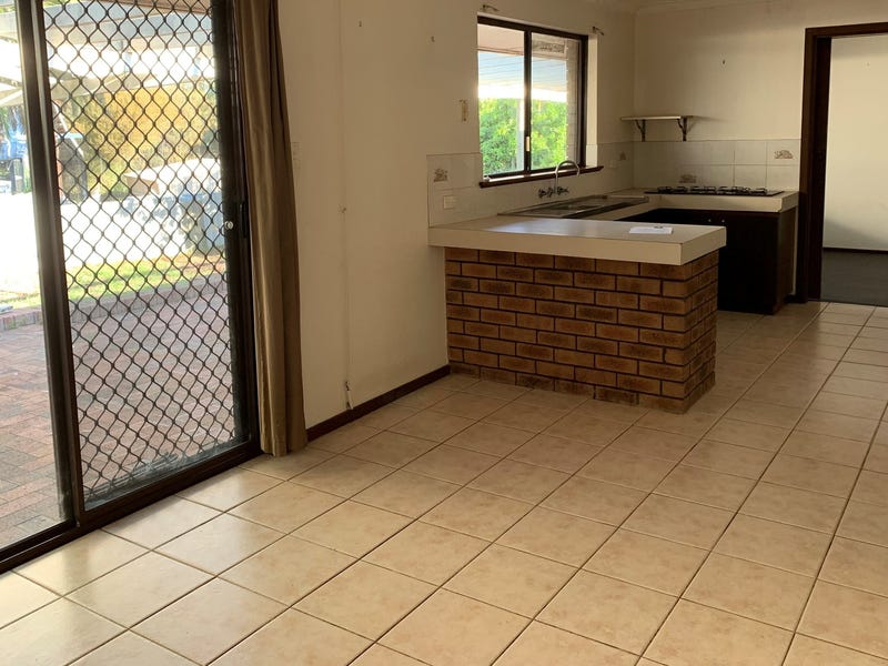 Available Now Spacious Secured Ideal 4