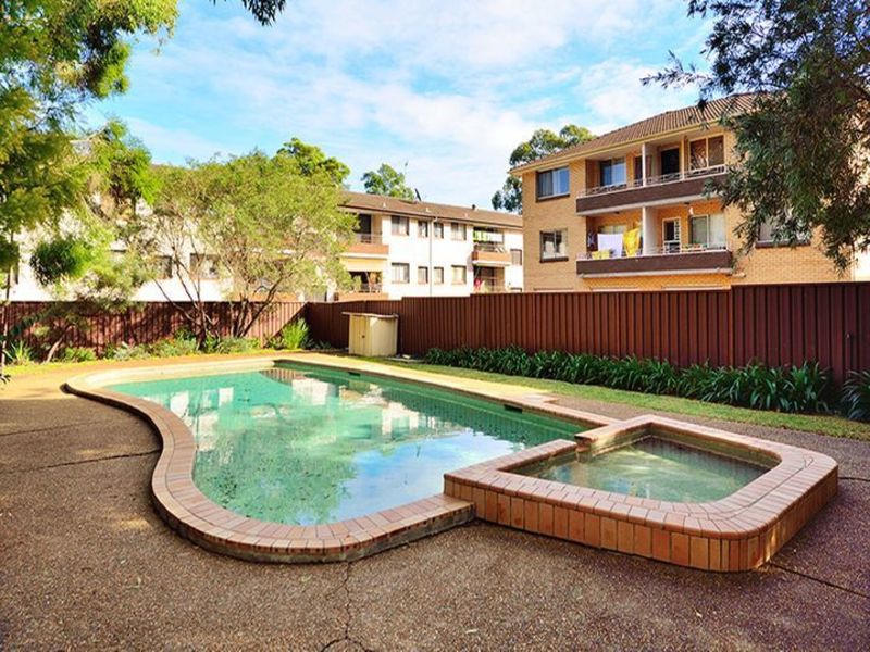 Spacious Two Bedroom with a 12