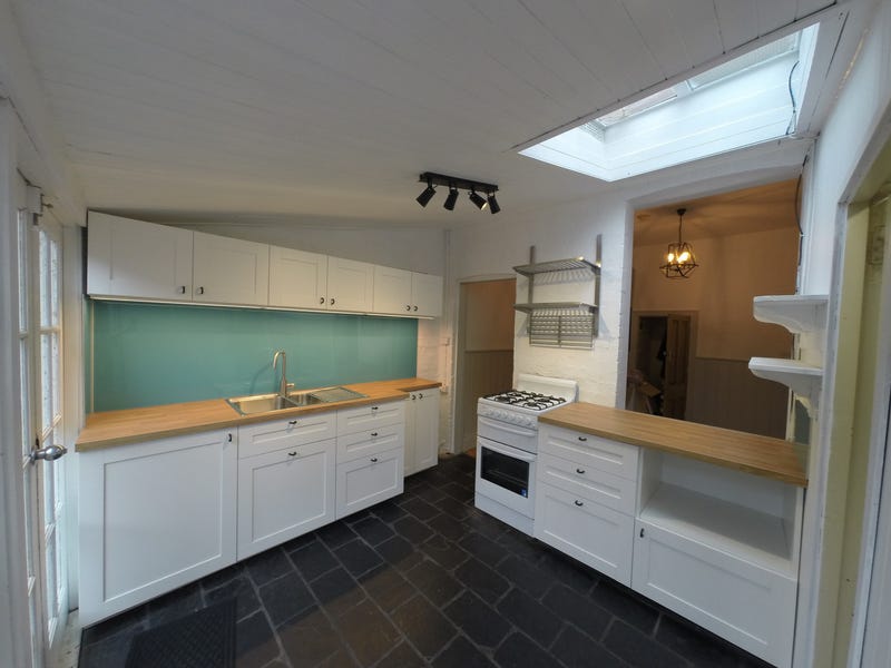 Newly renovated inner city gem 3