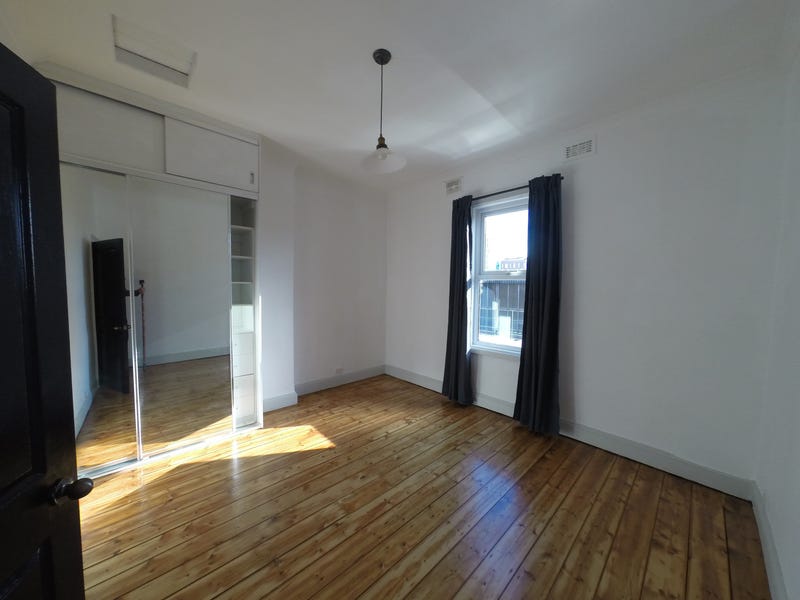 Newly renovated inner city gem 11