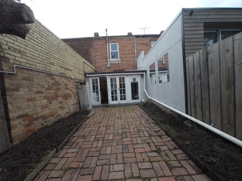 Newly renovated inner city gem 14