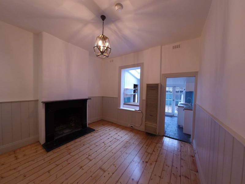 Newly renovated inner city gem 16
