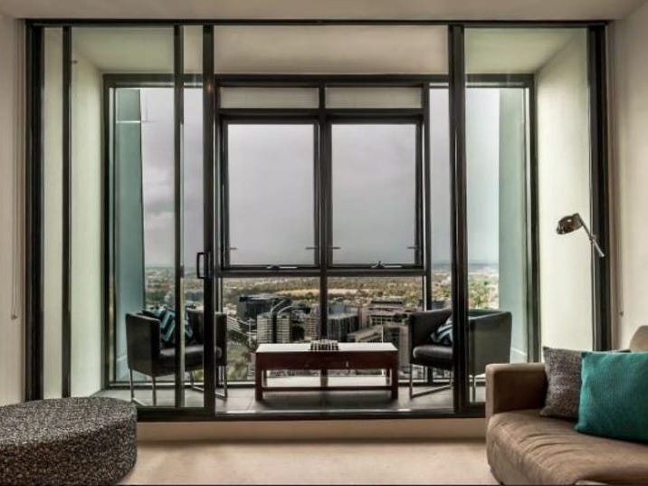 Picture Perfect Fully Furnished Apartment on Level 40