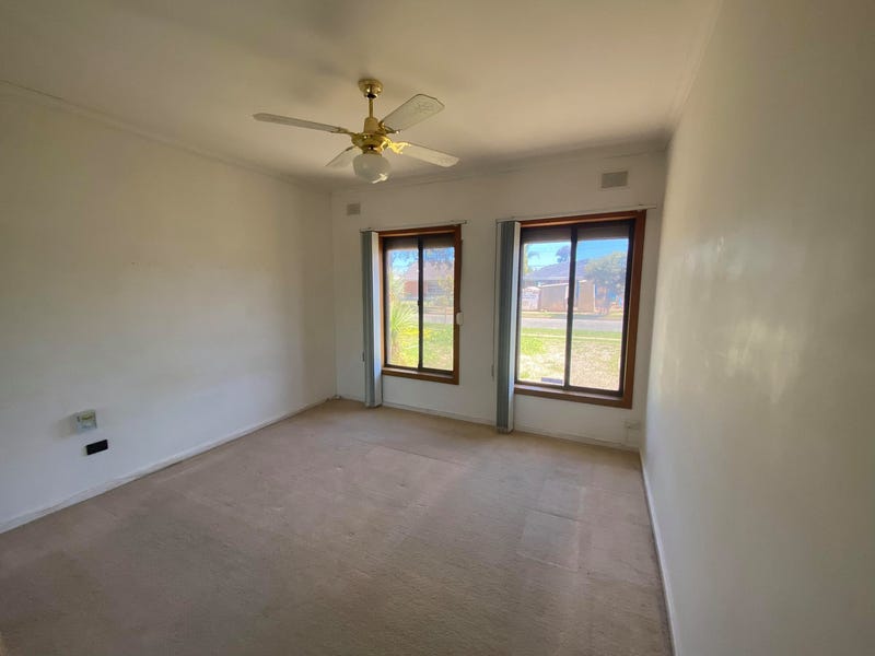 Large family home for rent 6