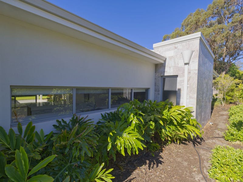 Light and bright spacious near 23