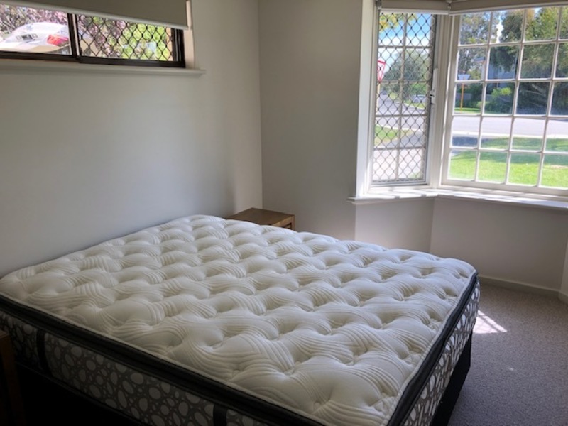 3 Bedroom Fully Renovated Duplex 12