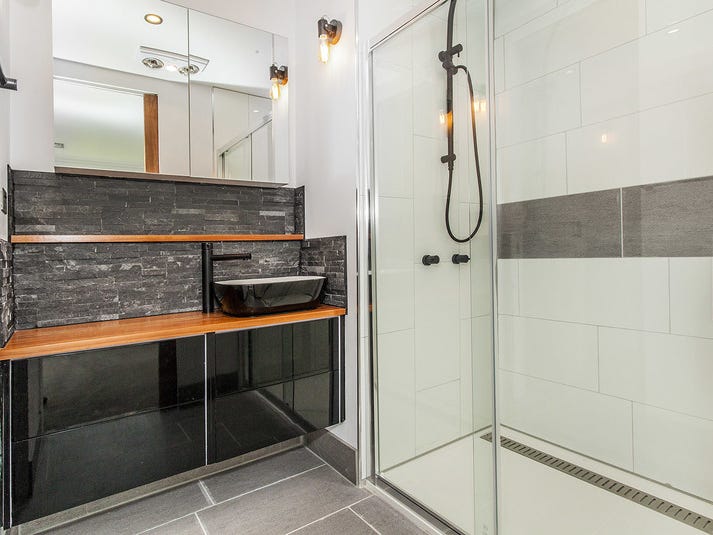 Newly renovated!! Perfect location too