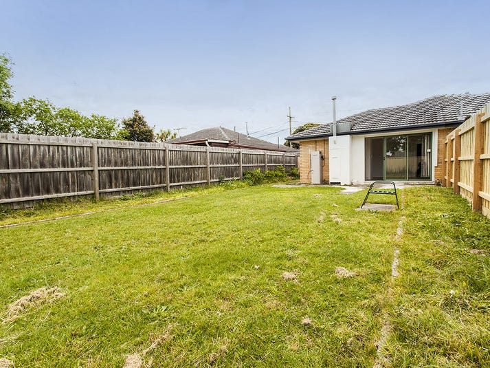 Newly renovated!! Perfect location too 4