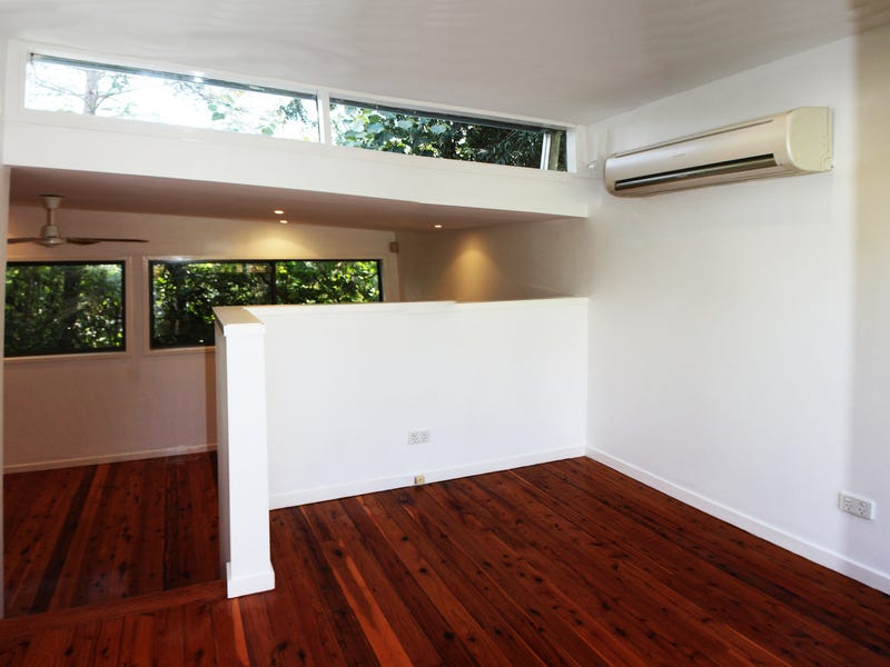 Stunning modern semi detached apartment 4