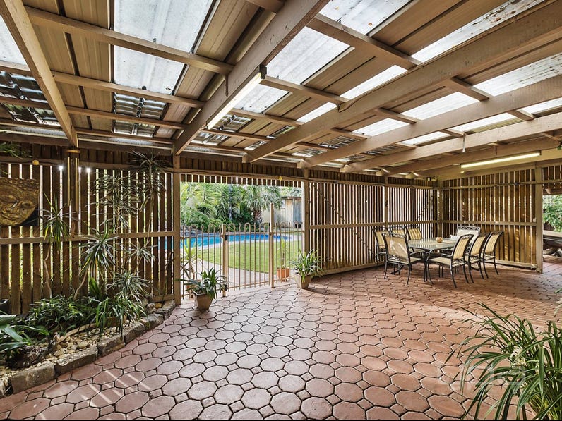 RARE ARCHITECTURAL BRILLIANCE 12