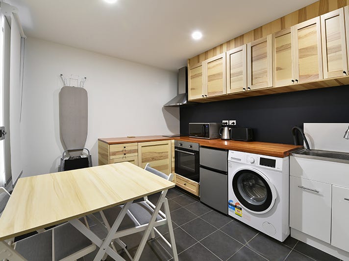 Clean & Modern 7