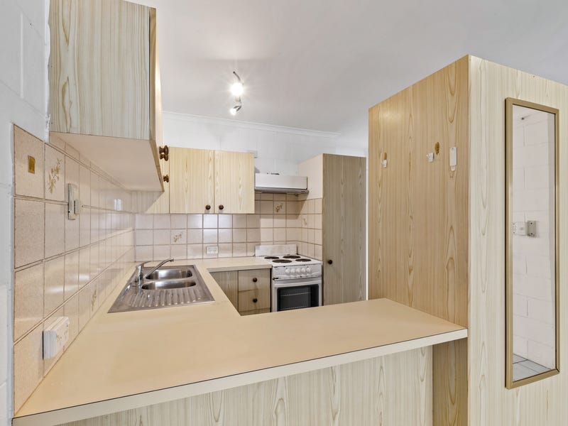 Tropical 1 Bedroom close to 7