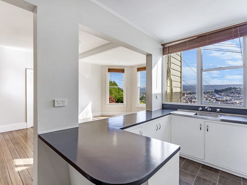 Stylish and spacious inner city 3